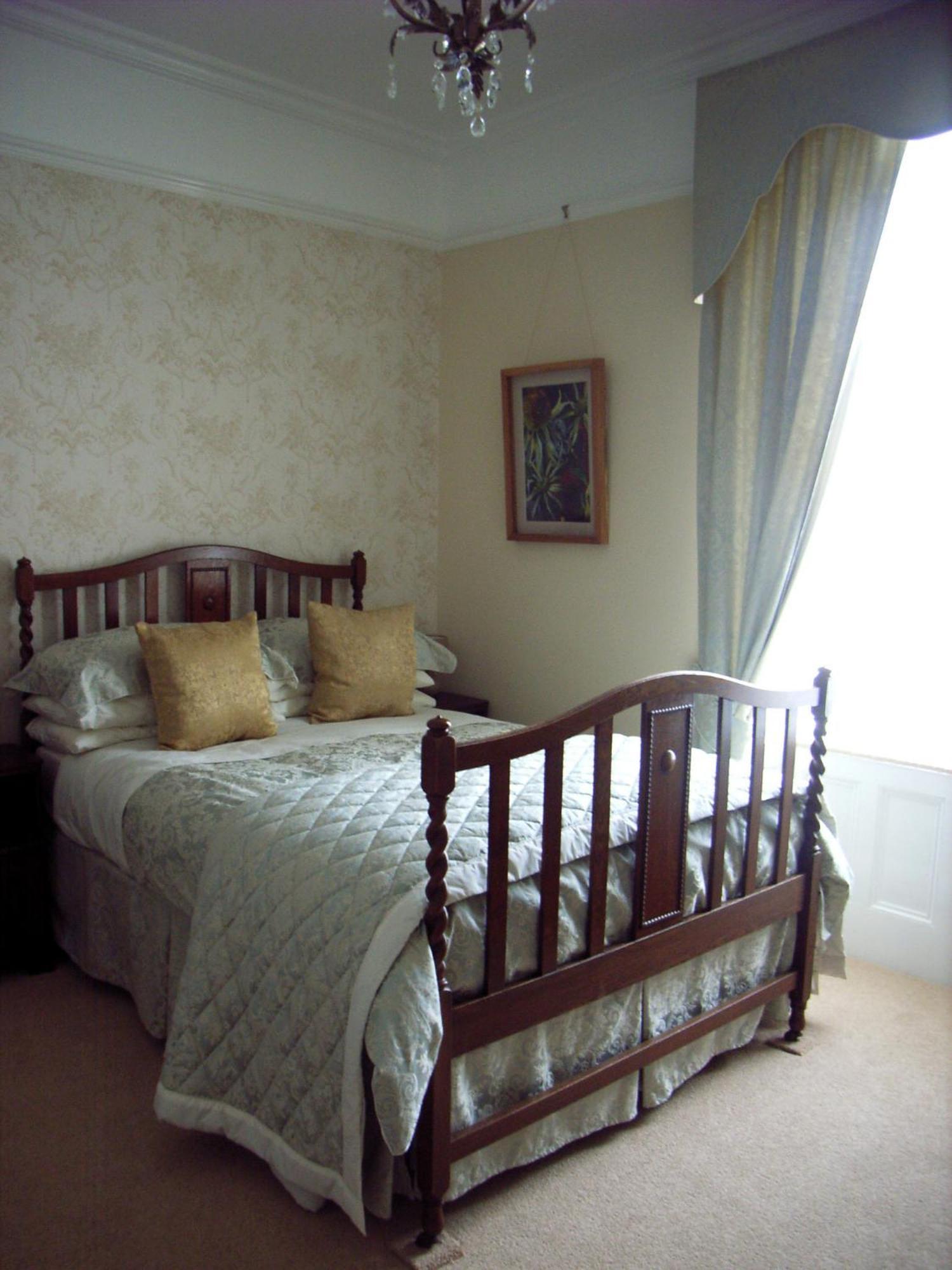 Bank House B And B Пенрит Екстериор снимка